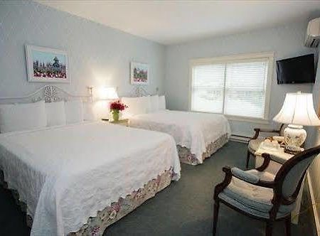 Metivier Inn Макинак Айлънд Екстериор снимка