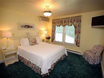 Metivier Inn Макинак Айлънд Екстериор снимка