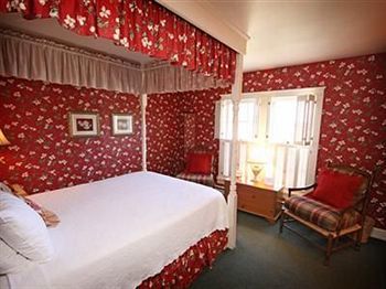 Metivier Inn Макинак Айлънд Екстериор снимка